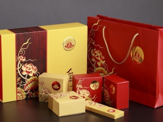 In nhãn satin cao cấp cho hộp quà Trung Thu sang trọng